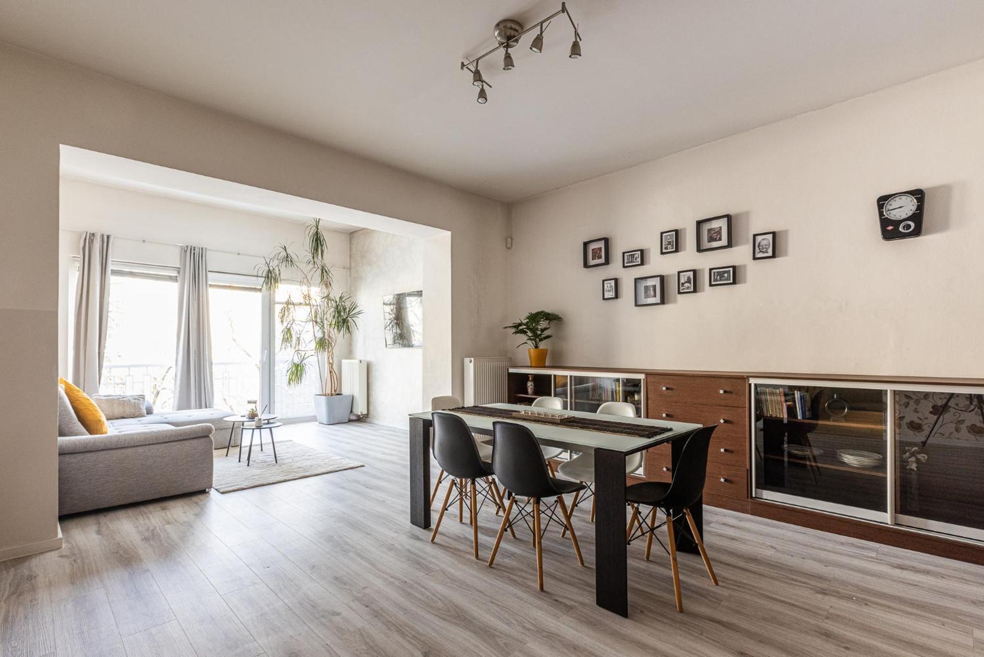 Nice Big Apartment 2Bds - Belgicka Прага Екстериор снимка